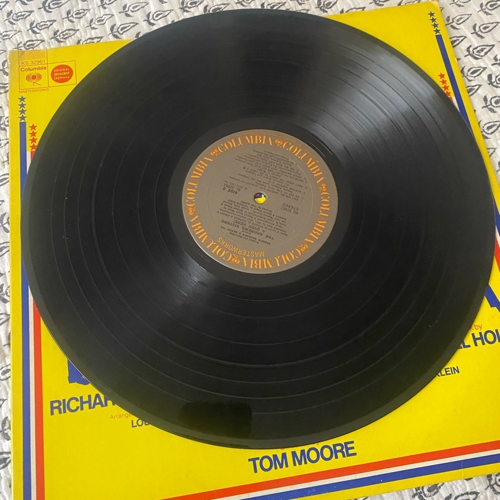 The Andrew Sisters album RARE ✨ - Picture 3 of 4